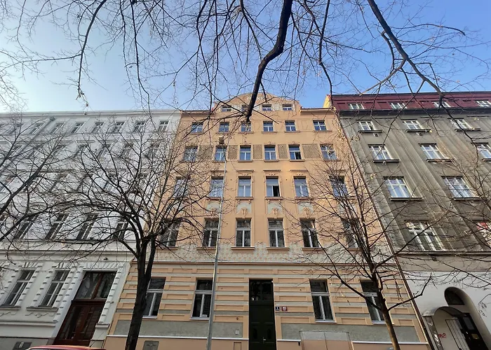 Hidden Art Boutique Residence By Dwellfort Prag